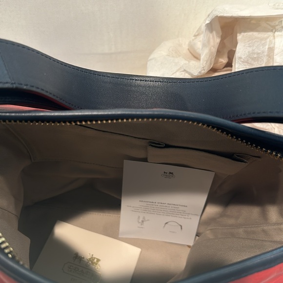 NWOT COACH Leather Colorblock Bleecker Bucket Crossbody/Shoulder Duffle Bag. - Picture 10 of 16